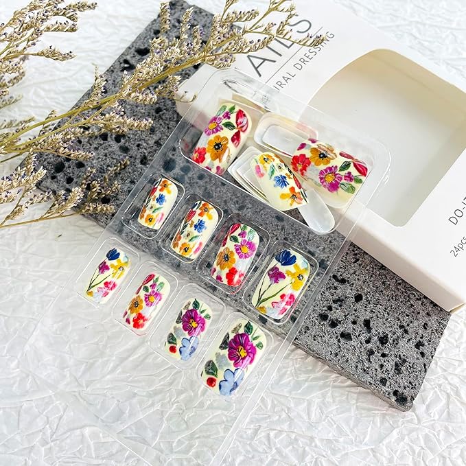 Medium Square Press on Nails Colorful Flower Fake Nails with Designs Spring Summer Acrylic Nails Art Kit Glue on Nails Reusable Artificial Nails Glossy Full Cover Stick on Nails for Women