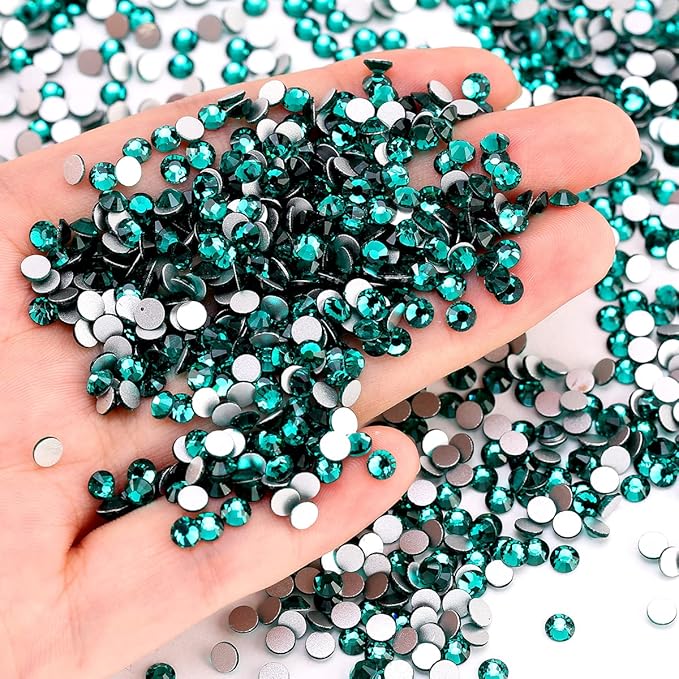 Novani Rhinestones 1440pcs SS10 Glass Rhinestones Crystal Flatback Gemstones for Crafts Nails Makeup Bags and Shoes Decoration（SS10, Green Zircon）