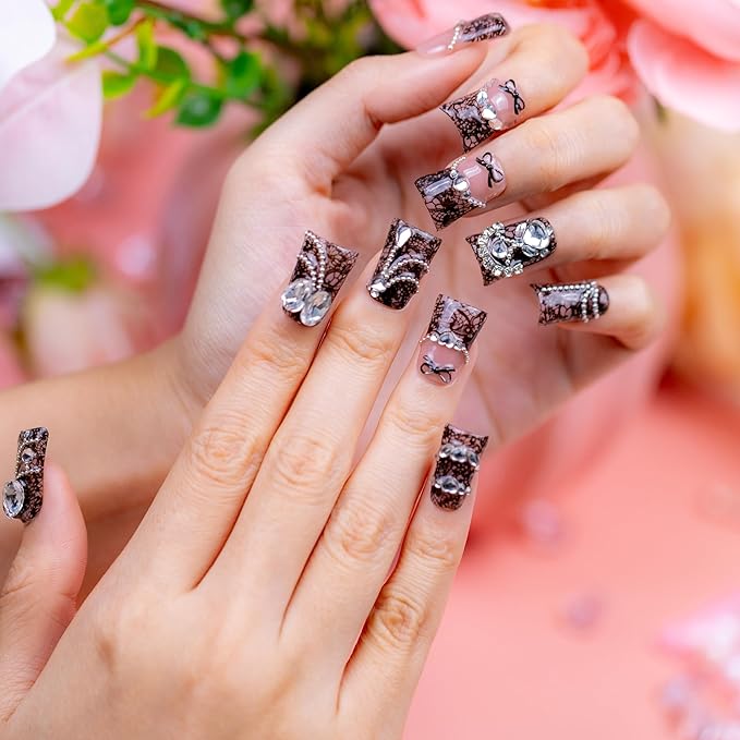 10 Pieces Luxury Acrylic Press On Nails Short Handmade Duck Nails, Black Thickened False French Nails, 3D Lace Texture, Large Rhinestones, Reusable Fake Nails, Acrylic Nails (S)