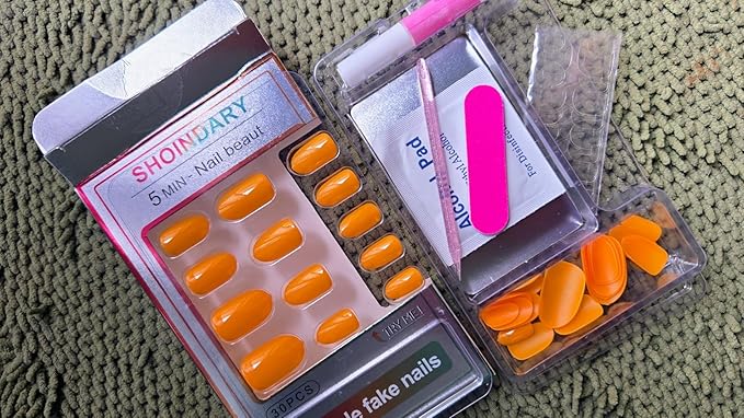 Orange Press on Nails Medium, False Acrylic Nails Press Ons,Jelly Fake Nails,Natural Petite Glue on Nails,Stick on Nails for Women Girls in 30 PCS