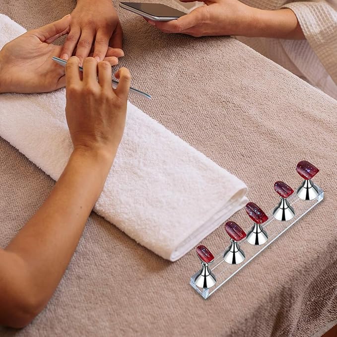 Blulu 2 Sets Nail Stand for Press on Acrylic Nails Display Practice Magnetic Fake Nail Holder for Painting Nails for False Fingernail Manicure Tool Home DIY Salon Supplies(Gold and Silver)