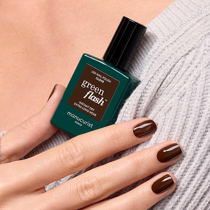 Manucurist Green Flash Gel Polish - Clove (Chocolate Brown) - UV & LED Gel Nail Polish - 12-Free, Bio-Sourced (84%) - Professional Manicure - 15 ml