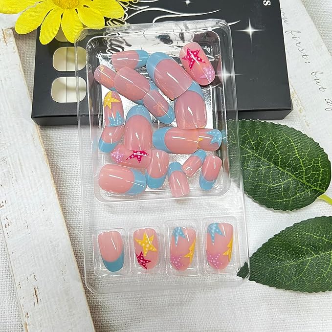 Multicolor Star Press on Nails Short Oval Fake Nails with Starfish Design Blue French Tip False Nail Glossy Full Cover Acrylic Spring Summer Stick on Nail for Women 24Pcs