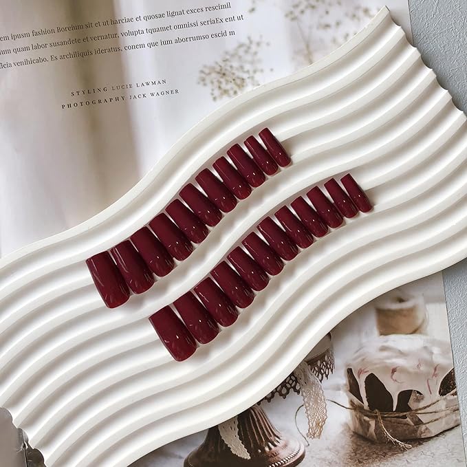 KQueenest Marron Red Press on Nails Long Medium Square, Burgundy Red Fake Nails Medium Coffin, Glossy Opaque Color Acrylic Nails Press ons, Reusable Dark Soft Gel Glue on Nails for Women Fall Winter
