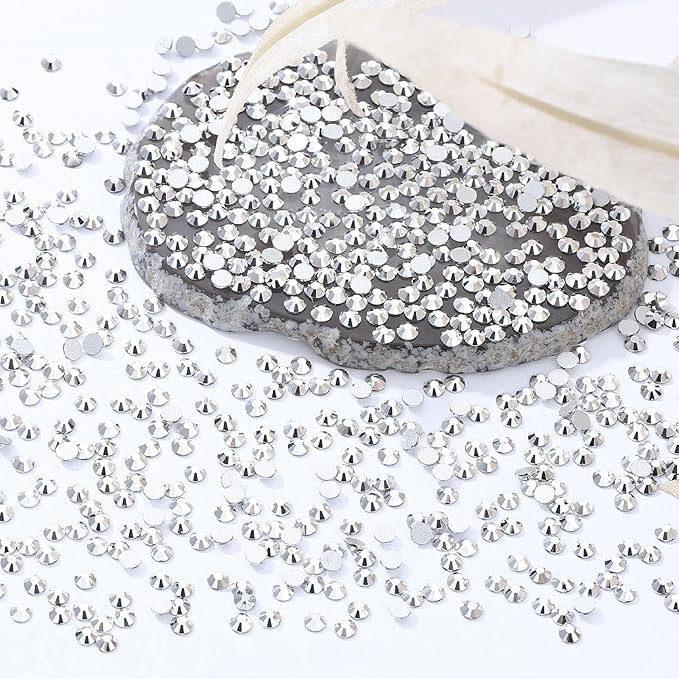 Silver Flatback Rhinestones, Glass Rhinestones for Nail Art and Craft, Glue Fix, Loose Crystal Gemstones(Silver, SS4, 2880pcs, 1.5-1.7mm)
