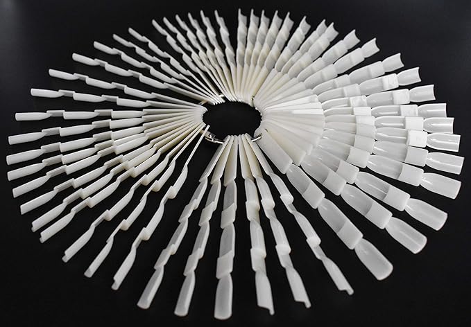 1 Set 150 Tips Nail Polish Color Display Nail Color Display Sticks Plastic Nail Tips with Metal Split Ring Holder(White)