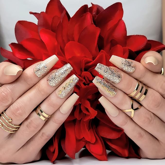 Hypnaughty 24 Pcs Vegas Gold and Nude Luxury Coffin Press On Fake Nails with Glitter Design and Glue Ombre Glitter Long Medium Long False Nails Full Cover Acrylic Nails (Vegas)