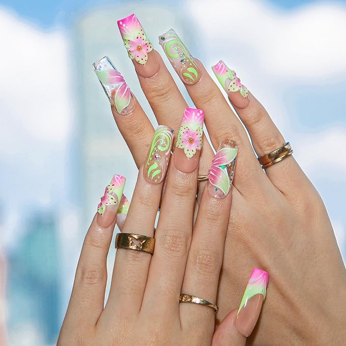LOVFUL Short French Tip Press on Nails Flower Child | Handmade Acrylic Press ons | Reusable Fake False Nails | Square Classic Regular 1.3in | H607-M