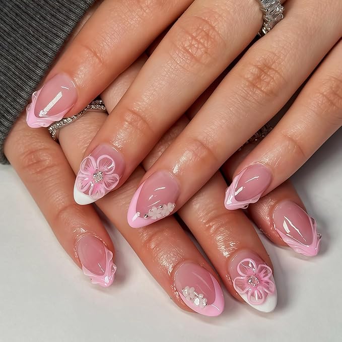 24Pcs Pink French Tip Press on Nails Short Almond Fake Nails with 3D Flower Pearl Design Crystal Acrylic Nails White Floral Artificial Nails Glossy Reusable Pink White French Stick On Nails for Women