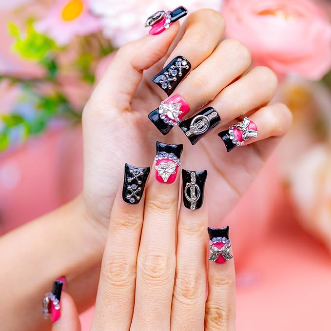 10 Pieces Luxury Acrylic Press On Nails Short Handmade Duck Nails, Black Thickened False French Nails, Punk-style Metal Accessories And Black Hearts, Reusable Acrylic Nails (M)