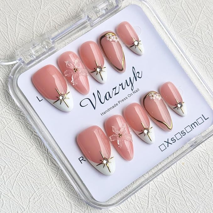 Short Brown French Tip Press On Nails ，3D Metallic Rhinestones style Design Handmade Press On Nails ，Reusable Glam Art Acrylic False Nails (10 PCS)