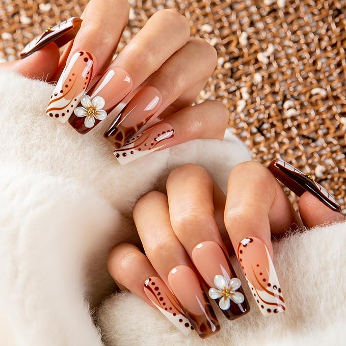 LOVFUL Short Press on Nails Latte Art | Handmade Acrylic Press ons| Reusable Fake False Nails | Square Classic Regular 1.3in | H667-M
