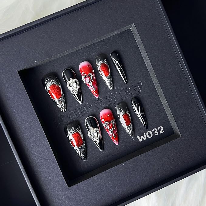 100% 5D Handmade Press on Nails with Heart Charms Long Stiletto Nails Press ons- Balck False Nails Ombre Red Press on Nails Halloween Fake Nails for Women Girls Daily Wear DIY Manicure Size M