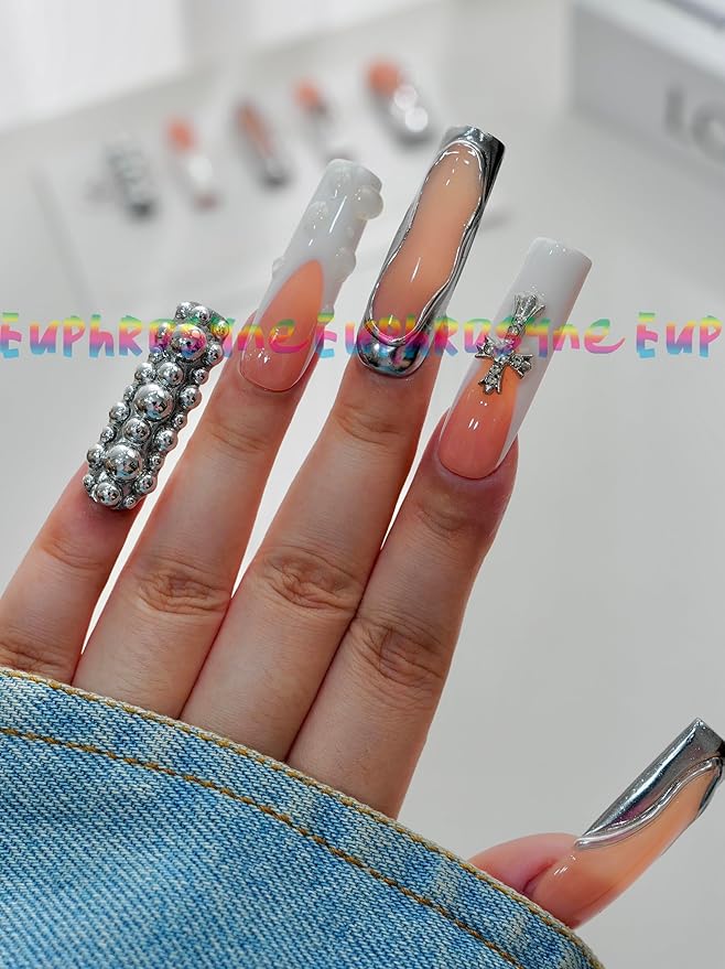 Euphrosyne Nude Ombre Coffin Fake Nails – 10pcs Extra Long Press Ons with Bold Rhinestone Chains & Star Dangles | Showstopper Glam Nails for Party, Stage, or Photos