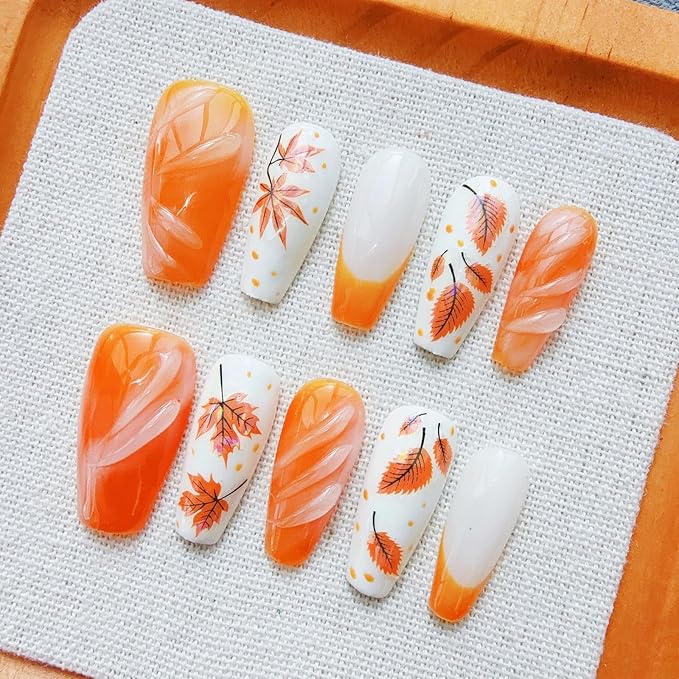 30Pcs Fall Press on Nails Medium Coffin Fake Nails Maple Leaf False Nails with 3D Ripple Designs Orange French Tip Maple Leaves Stick on Fingernails Autumn Thanksgiving Acrylic Nails for Women