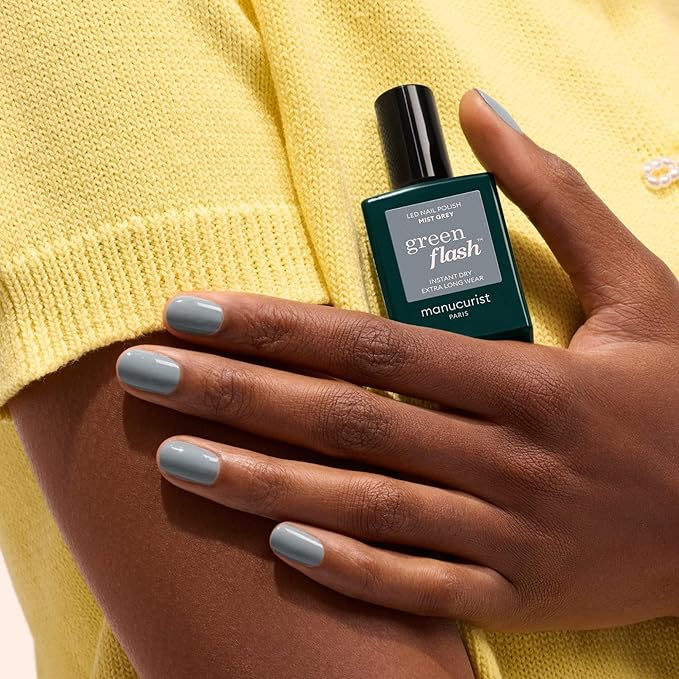 Manucurist Green Flash LED Mist Grey Gel Nail Polish - Vegan, 12-Free, Plant-Based - Strengthens and Protects the Nail - Gel Polish - Made in France - 0.5 fl oz