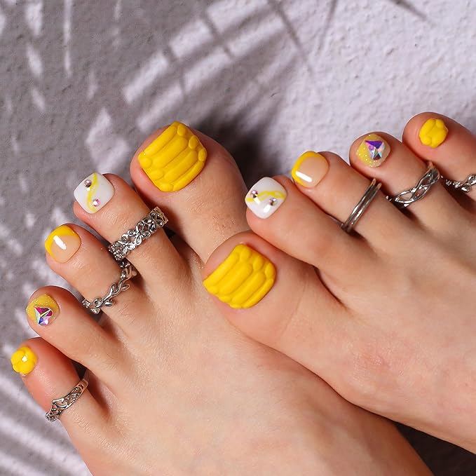 LOVFUL Press on Toenails Yummy French Tip | 20 PCS Free Size Toe Nails | Reusable Fake Nails for Toe | T131