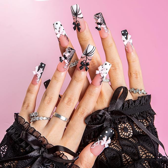 LOVFUL Short Press on Nails Midnight Doll | Handmade Acrylic Press ons | Reusable Fake False Nails | Square Classic Regular 1.3in | H608-M