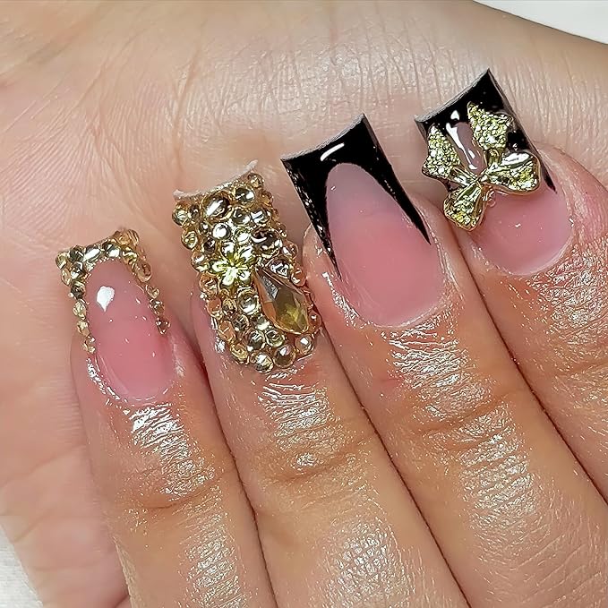 24Pcs Bow Charms Bling Press on Nails Short Black Gold Fake Nails Square Glue on Nails French Tip Rhinestone Luxury False Nails Gold 3D Bow Acrylic Nail Black French Tips Stick on Nail Kit for Women