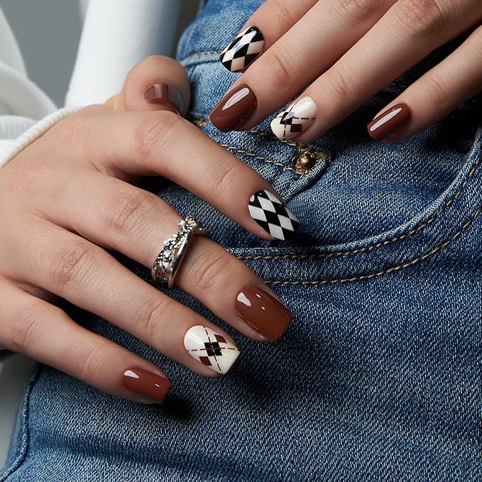 CurvLife Soft Gel Square Press On Nails Short, Long-Lasting Reusable Geometric Brown Black Fake Nails Kit with Glue, 30pcs Salon-Quality Stick On Nails for Women At-Home Manicure