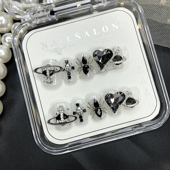 2025 Handmade Nails Reusable Short Press-On Nails with Heart Spider Planet Full Coverage Women's Fake Nail Set (Love Planet, Long)